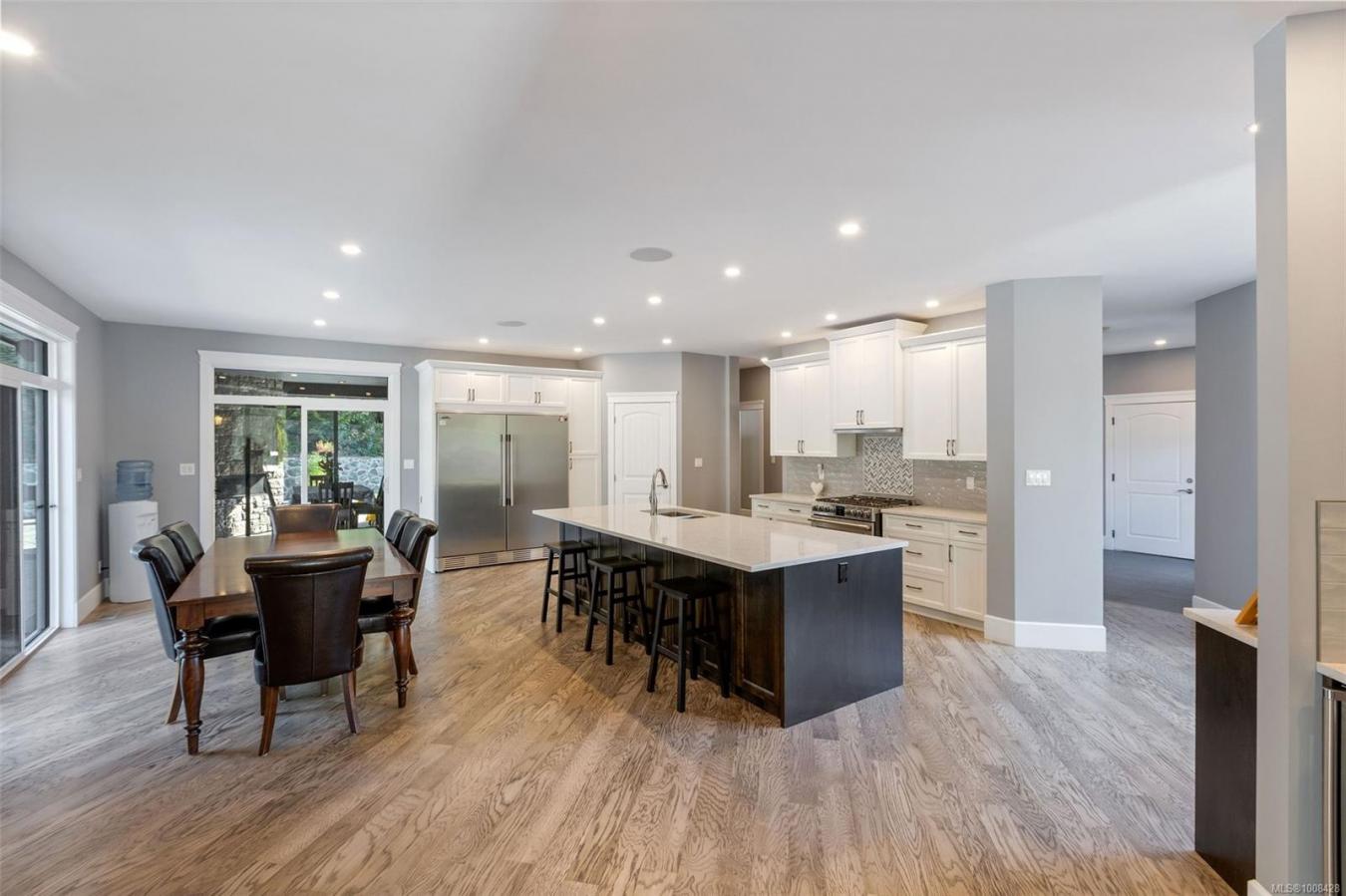 Shawnigan Lake, Cowichan Valley Regional District, V0R 2W1, Canada, 5 Bedrooms Bedrooms, ,5 BathroomsBathrooms,Residential,For Sale,1912942