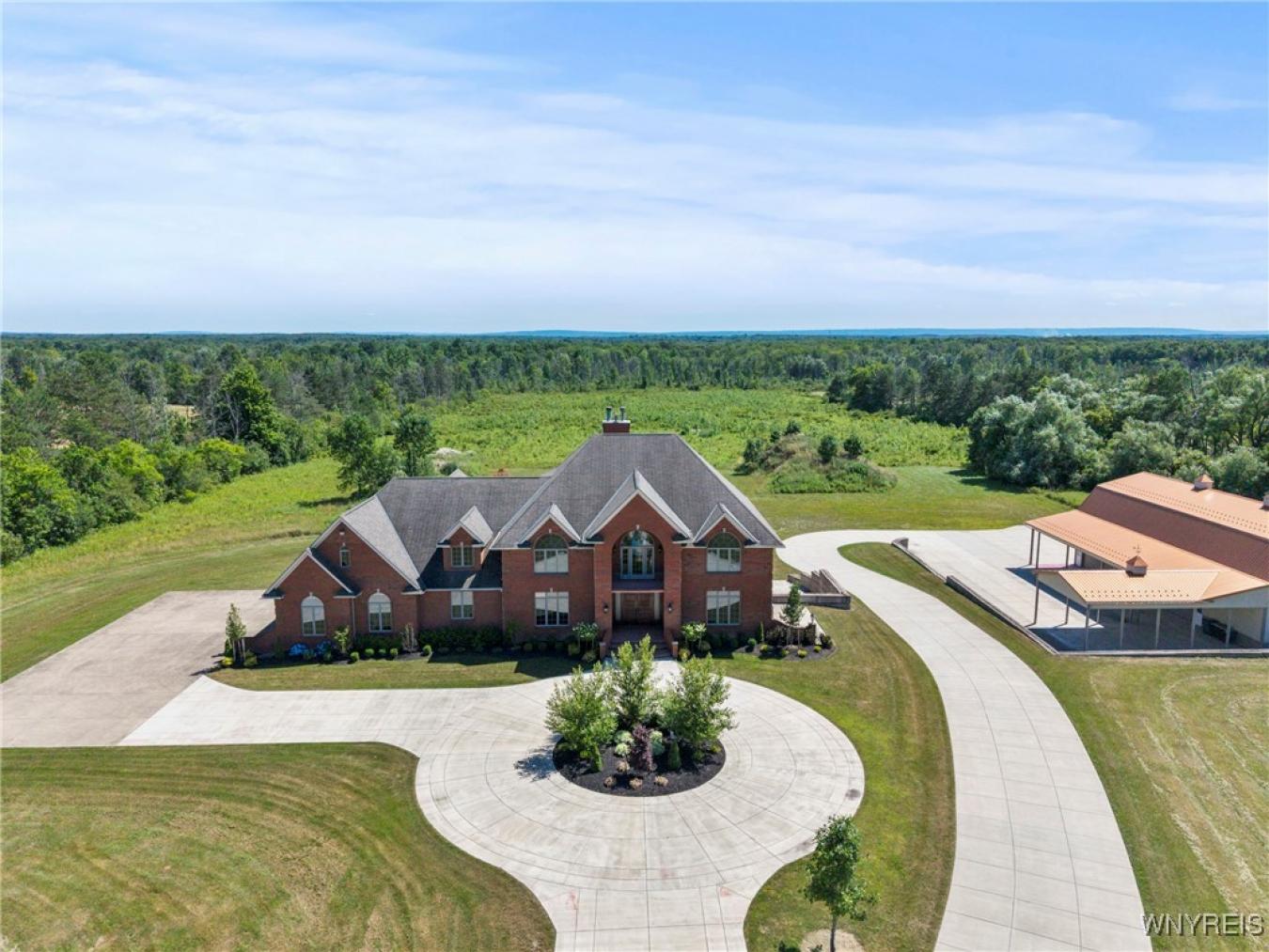 Evans, Erie, 14047, United States, 6 Bedrooms Bedrooms, ,7 BathroomsBathrooms,Residential,For Sale,1912938 Evans, Erie, 14047, United States, 6 Bedrooms Bedrooms, ,7 BathroomsBathrooms,Residential,For Sale,1912938