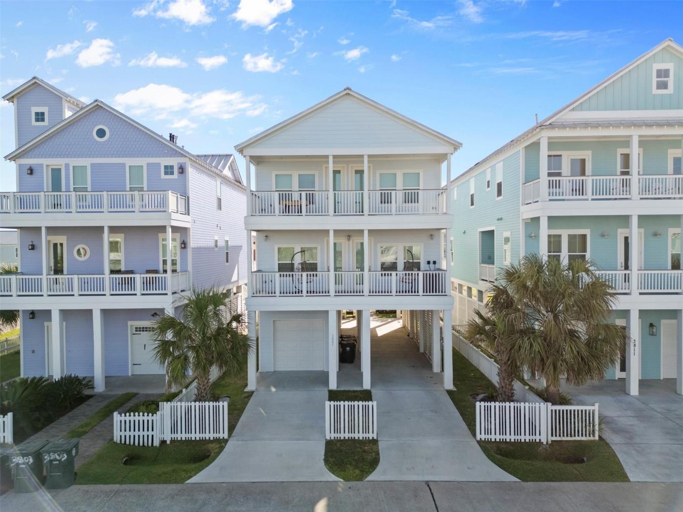 Galveston, Galveston, 77554, United States, 5 Bedrooms Bedrooms, ,5 BathroomsBathrooms,Residential,For Sale,1912937 Galveston, Galveston, 77554, United States, 5 Bedrooms Bedrooms, ,5 BathroomsBathrooms,Residential,For Sale,1912937