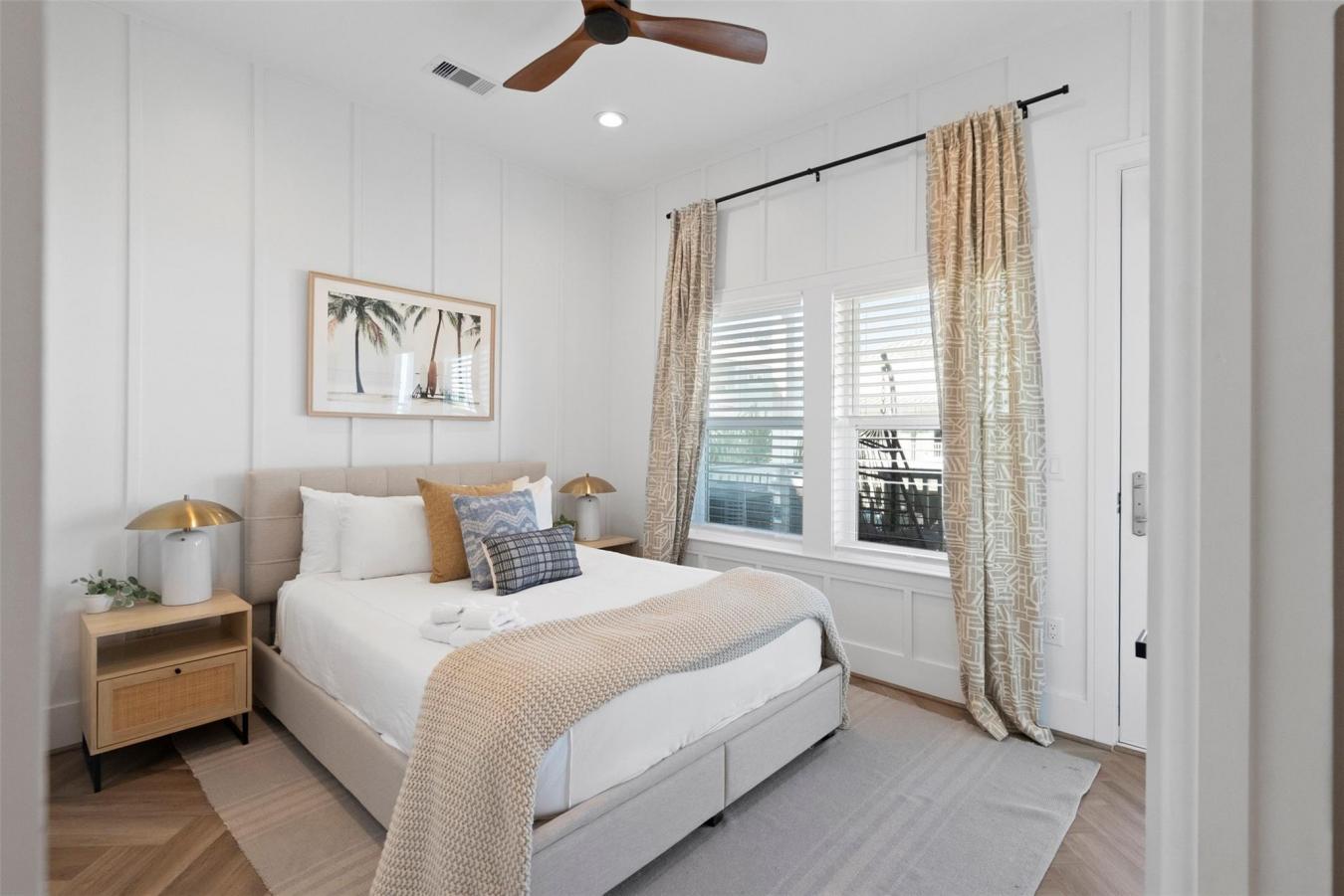 Galveston, Galveston, 77554, United States, 5 Bedrooms Bedrooms, ,5 BathroomsBathrooms,Residential,For Sale,1912937