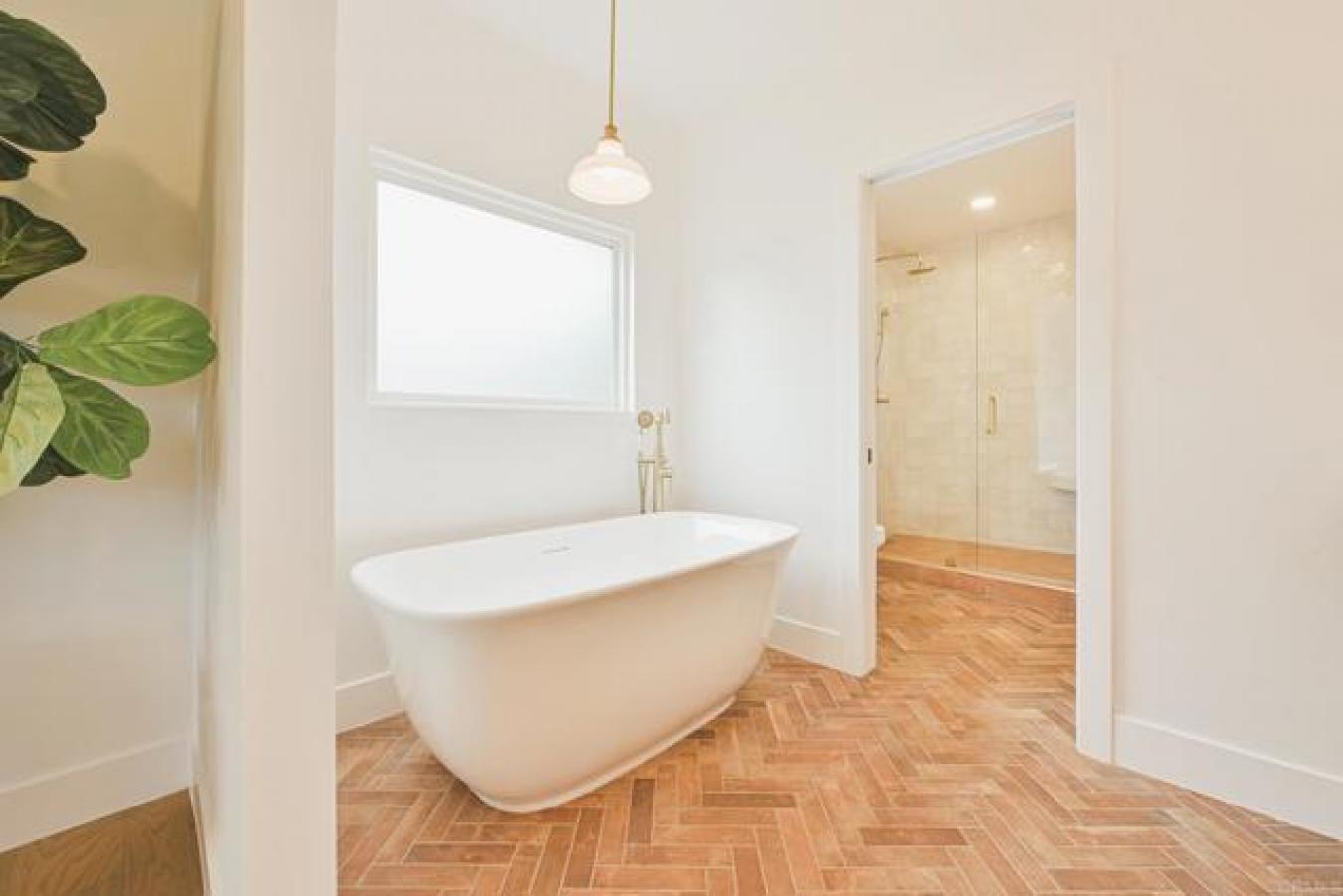 San Diego, San Diego, 92107, United States, 4 Bedrooms Bedrooms, ,3 BathroomsBathrooms,Residential,For Sale,1912936