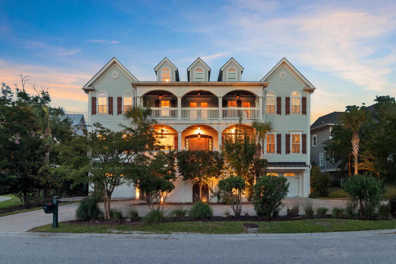 Mount Pleasant, Charleston, 29466, United States, 6 Bedrooms Bedrooms, ,5 BathroomsBathrooms,Residential,For Sale,1912933