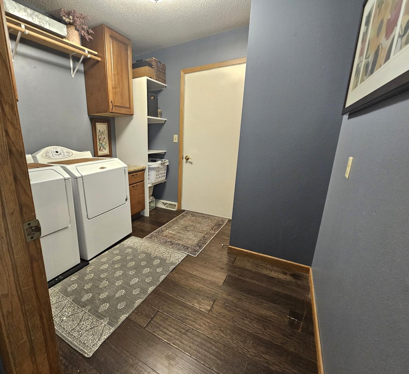 Welcome to this beautifully maintained 5-bedroom, 3-bath ranch home wi – image 18