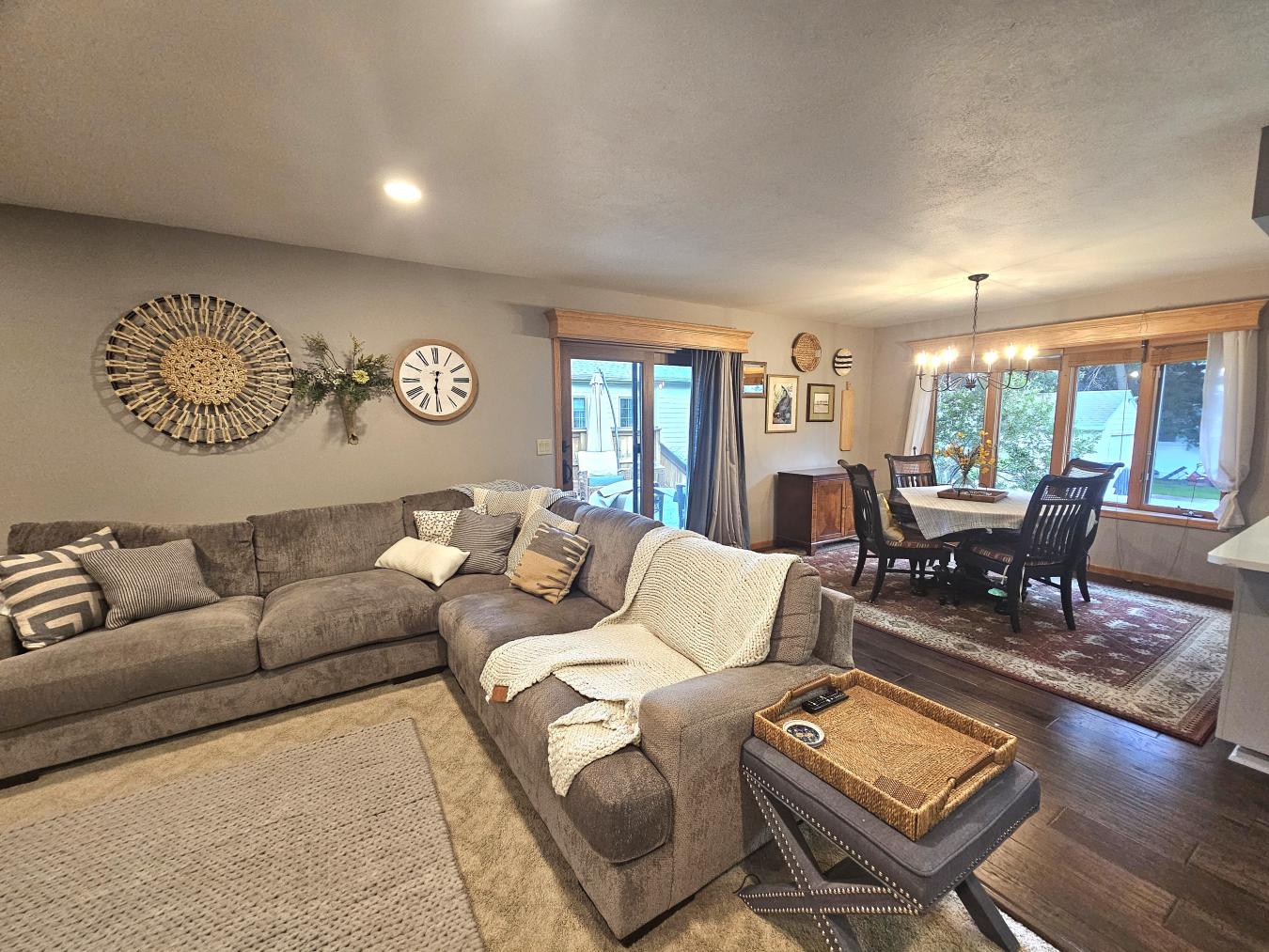 Welcome to this beautifully maintained 5-bedroom, 3-bath ranch home wi – image 14