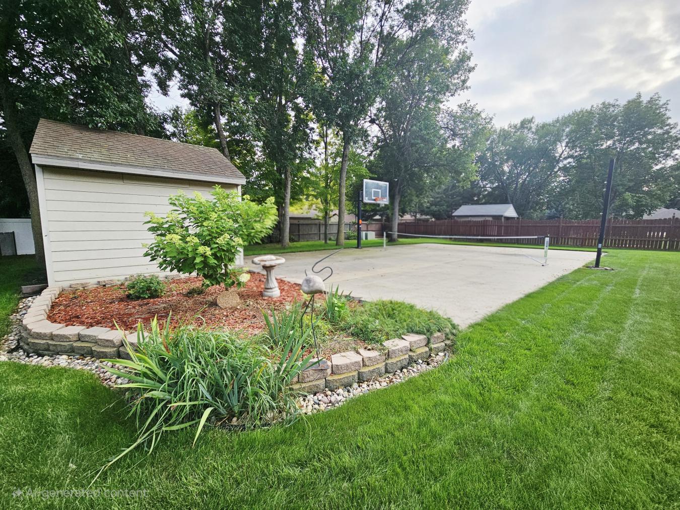 Welcome to this beautifully maintained 5-bedroom, 3-bath ranch home wi – image 3