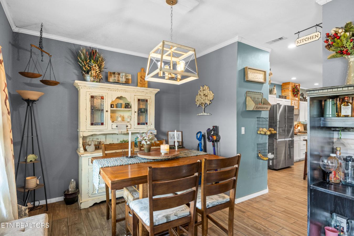 Sevierville, Jefferson County - 26, 37876, United States, 5 Bedrooms Bedrooms, ,3 BathroomsBathrooms,Residential,For Sale,1912928