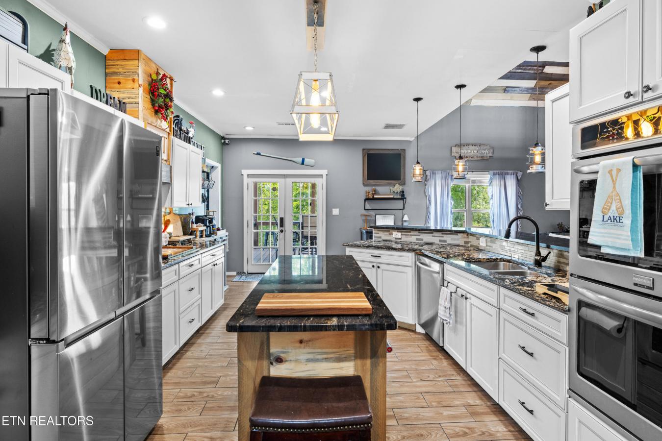 Sevierville, Jefferson County - 26, 37876, United States, 5 Bedrooms Bedrooms, ,3 BathroomsBathrooms,Residential,For Sale,1912928