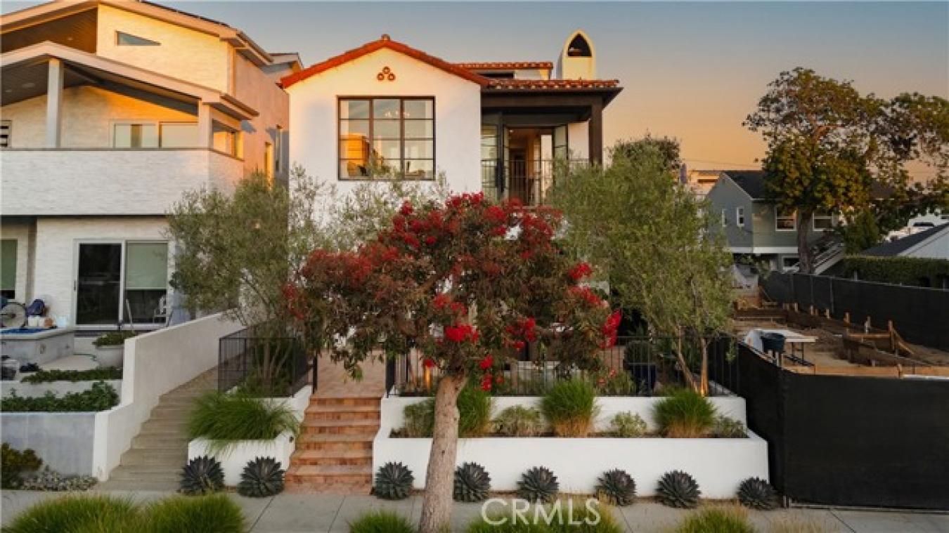 Corona Del Mar, Orange, 92625, United States, 5 Bedrooms Bedrooms, ,4 BathroomsBathrooms,Residential,For Sale,1914522