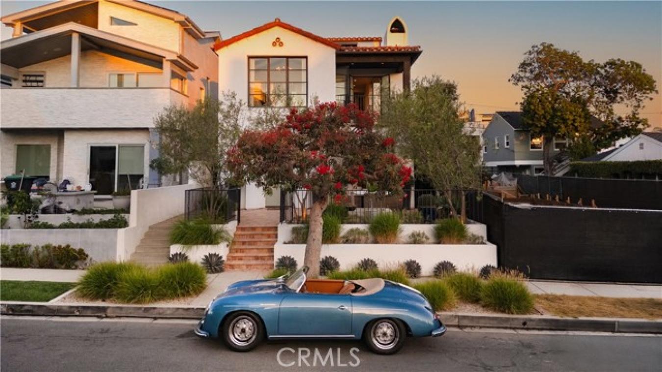 Corona Del Mar, Orange, 92625, United States, 5 Bedrooms Bedrooms, ,4 BathroomsBathrooms,Residential,For Sale,1914522