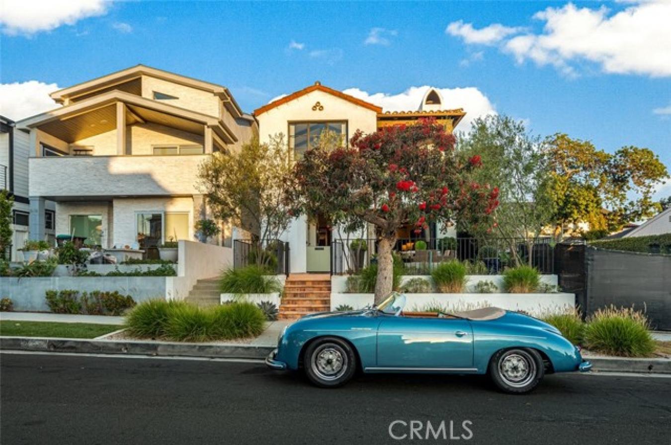 Corona Del Mar, Orange, 92625, United States, 5 Bedrooms Bedrooms, ,4 BathroomsBathrooms,Residential,For Sale,1914522