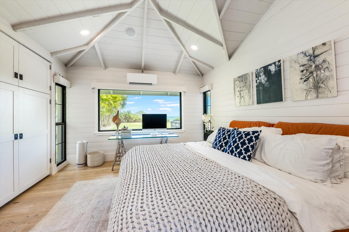 Kailua, Honolulu, 96734, United States, 3 Bedrooms Bedrooms, ,4 BathroomsBathrooms,Residential,For Sale,1963368