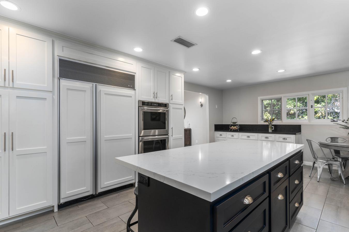 Woodland Hills, California, 91367, United States, 4 Bedrooms Bedrooms, ,3 BathroomsBathrooms,Residential,For Sale,1914517
