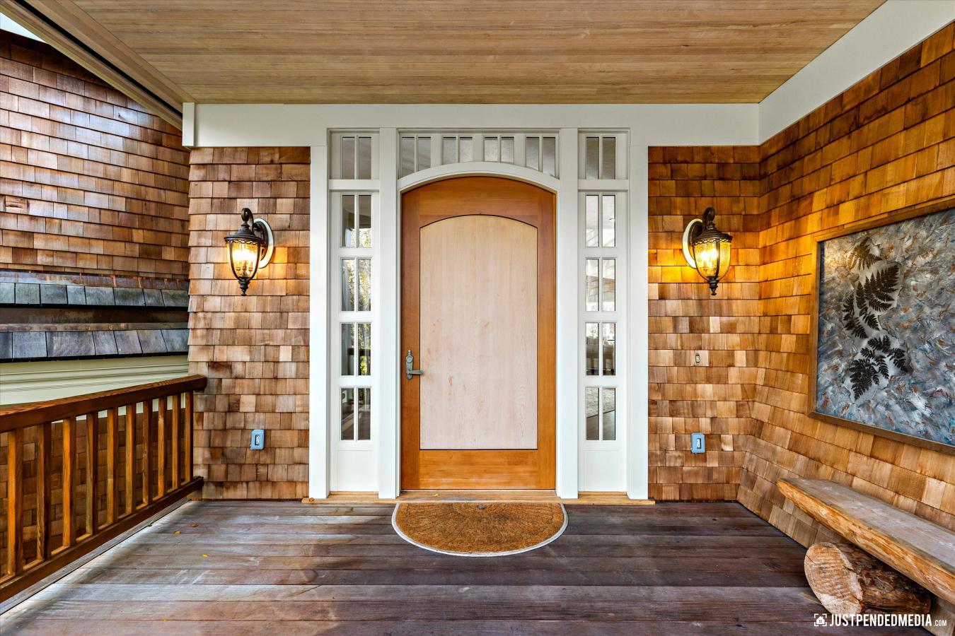 Anchorage, Anchorage, 99502, United States, 5 Bedrooms Bedrooms, ,7 BathroomsBathrooms,Residential,For Sale,1964668