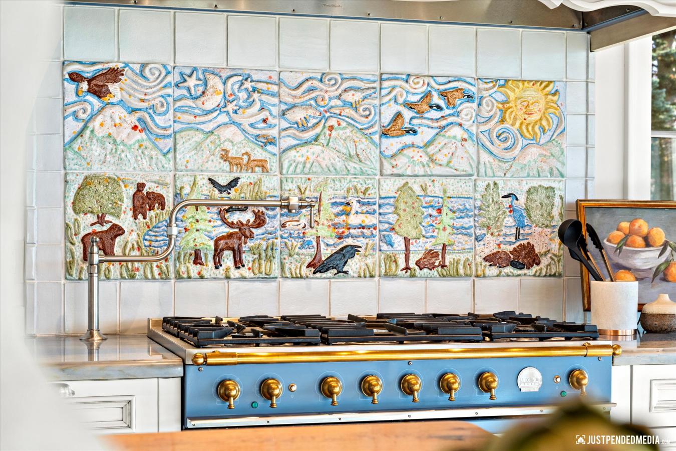 Anchorage, Anchorage, 99502, United States, 5 Bedrooms Bedrooms, ,7 BathroomsBathrooms,Residential,For Sale,1964668