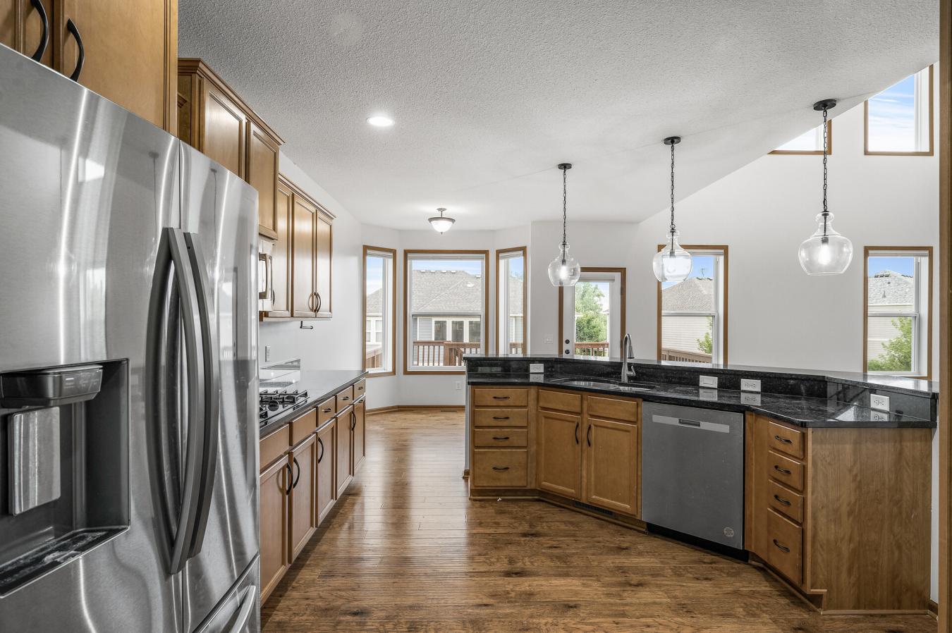 Plymouth, Minnesota, 55446, United States, 5 Bedrooms Bedrooms, ,3 BathroomsBathrooms,Residential,For Sale,1914508