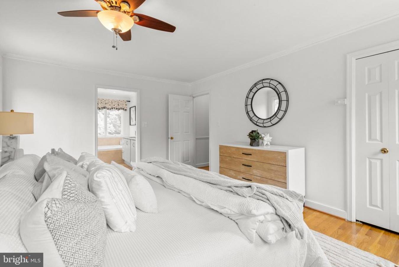 GREAT FALLS, FAIRFAX, 22066, United States, ,Residential,For Sale,1914507