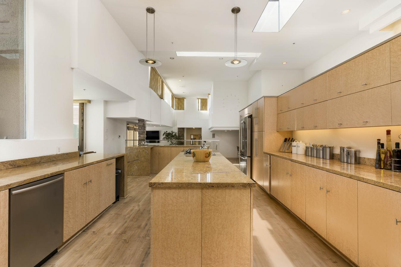Bell Canyon, California, 91307, United States, 5 Bedrooms Bedrooms, ,5 BathroomsBathrooms,Residential,For Sale,1914506