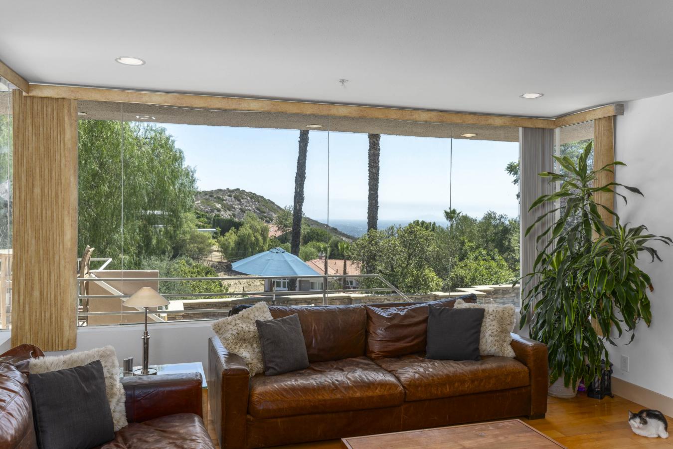 Bell Canyon, California, 91307, United States, 5 Bedrooms Bedrooms, ,5 BathroomsBathrooms,Residential,For Sale,1914506