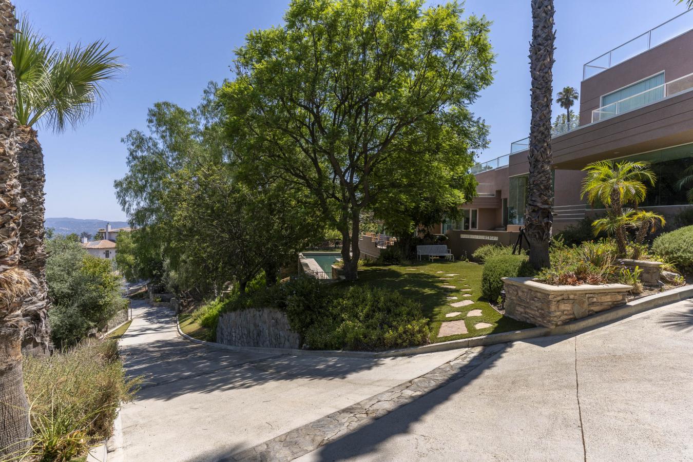 Bell Canyon, California, 91307, United States, 5 Bedrooms Bedrooms, ,5 BathroomsBathrooms,Residential,For Sale,1914506
