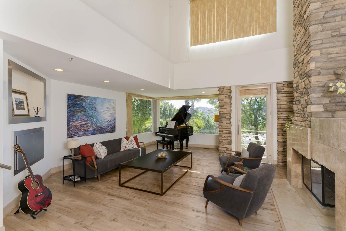 Bell Canyon, California, 91307, United States, 5 Bedrooms Bedrooms, ,5 BathroomsBathrooms,Residential,For Sale,1914506