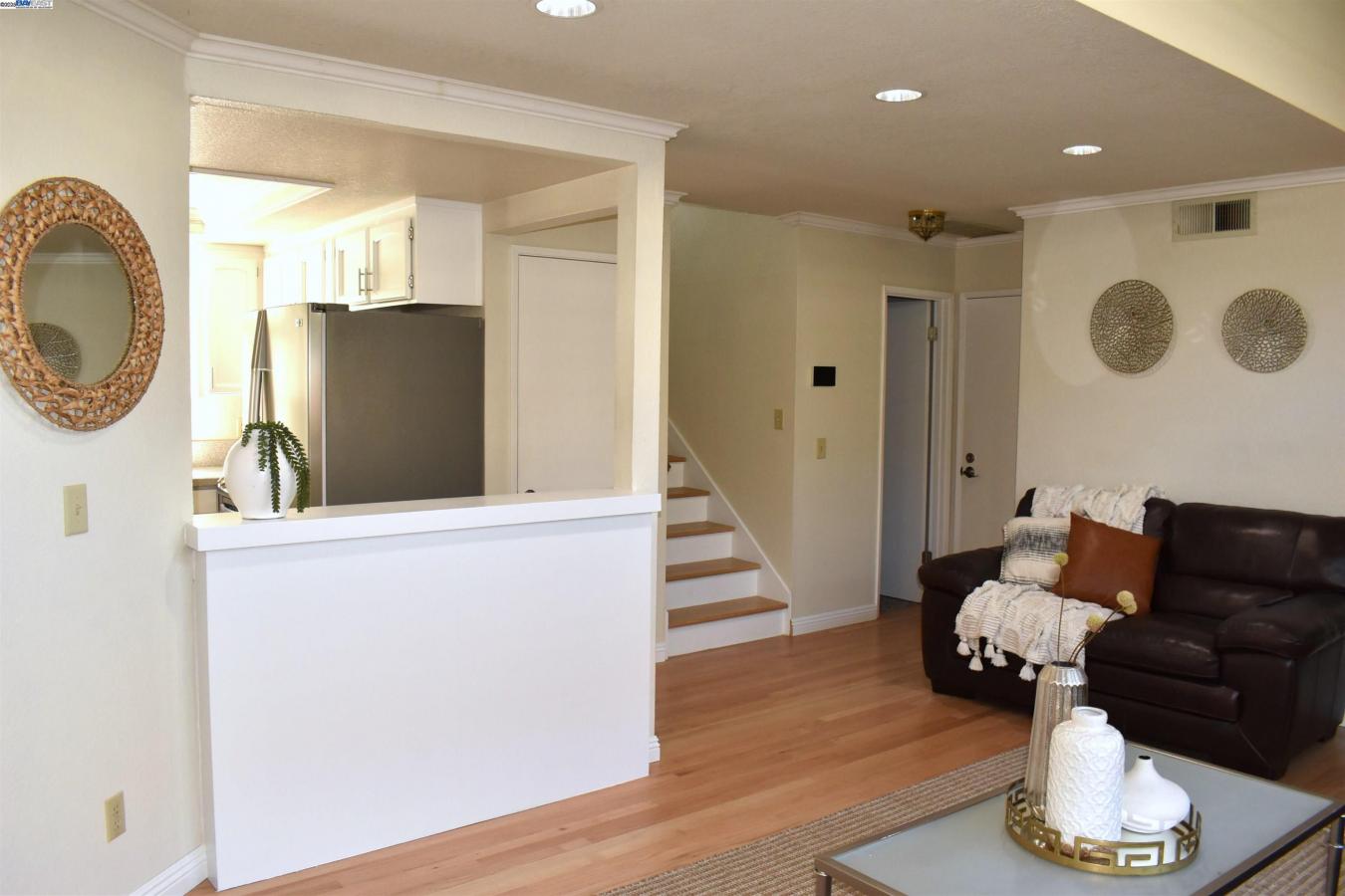 Pleasanton, Alameda, 94566, United States, 3 Bedrooms Bedrooms, ,2 BathroomsBathrooms,Residential,For Sale,1914505