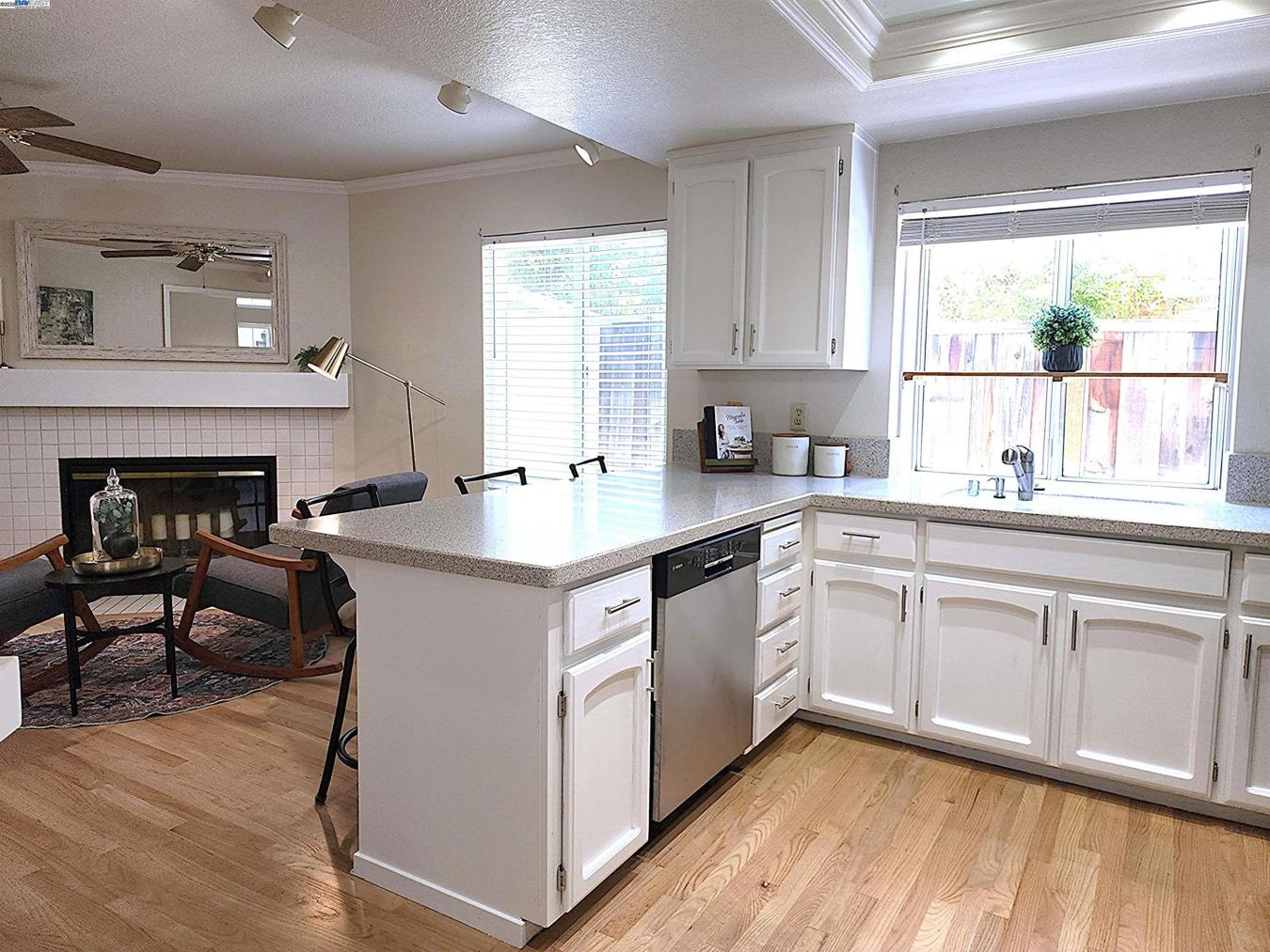 Pleasanton, Alameda, 94566, United States, 3 Bedrooms Bedrooms, ,2 BathroomsBathrooms,Residential,For Sale,1914505