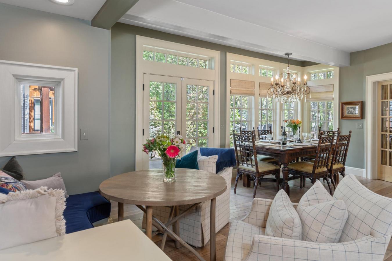Telluride, Colorado, 81435, United States, 4 Bedrooms Bedrooms, ,3 BathroomsBathrooms,Residential,For Sale,1914504