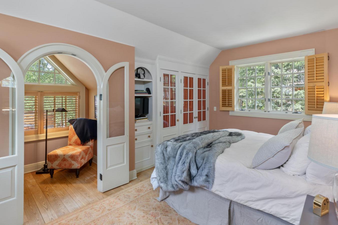 Telluride, Colorado, 81435, United States, 4 Bedrooms Bedrooms, ,3 BathroomsBathrooms,Residential,For Sale,1914504