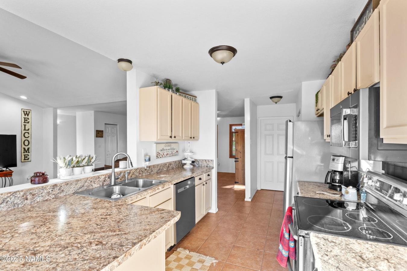 Parks, Coconino, 86018, United States, 4 Bedrooms Bedrooms, ,1 BathroomBathrooms,Residential,For Sale,1914503
