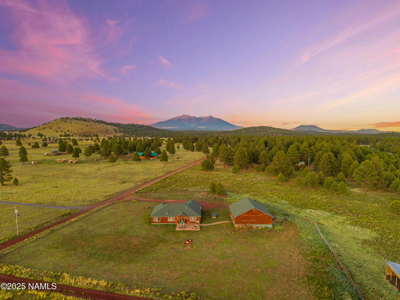 Parks, Coconino, 86018, United States, 4 Bedrooms Bedrooms, ,1 BathroomBathrooms,Residential,For Sale,1914503