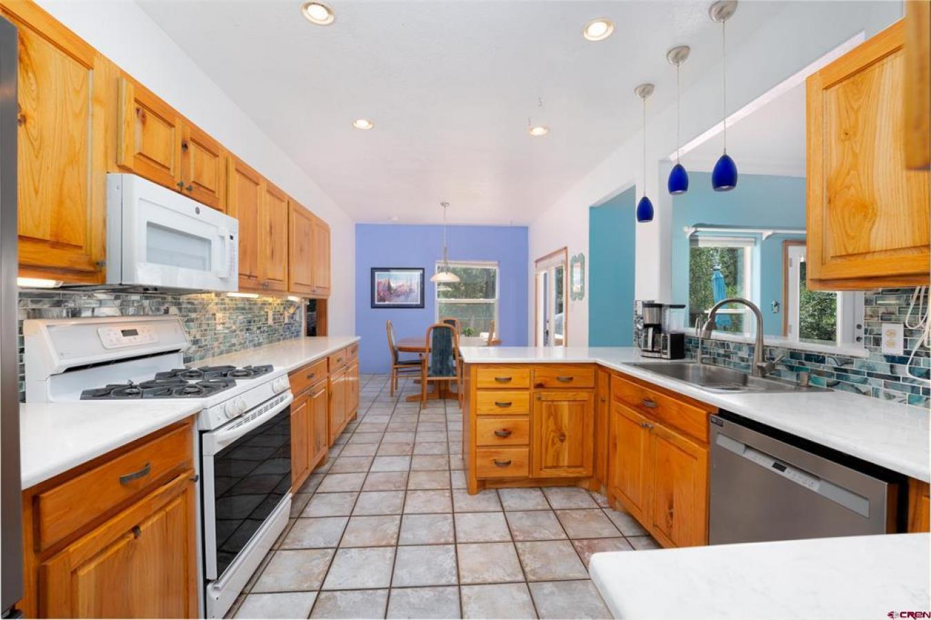 Durango, La Plata, 81301, United States, 3 Bedrooms Bedrooms, ,3 BathroomsBathrooms,Residential,For Sale,1914502