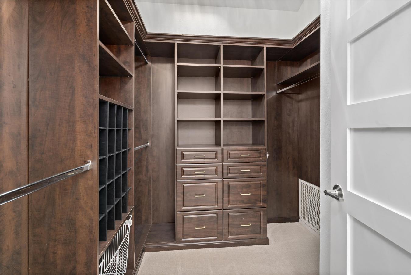 Bellevue, King, 98004, United States, 5 Bedrooms Bedrooms, ,3 BathroomsBathrooms,Residential,For Sale,1914499