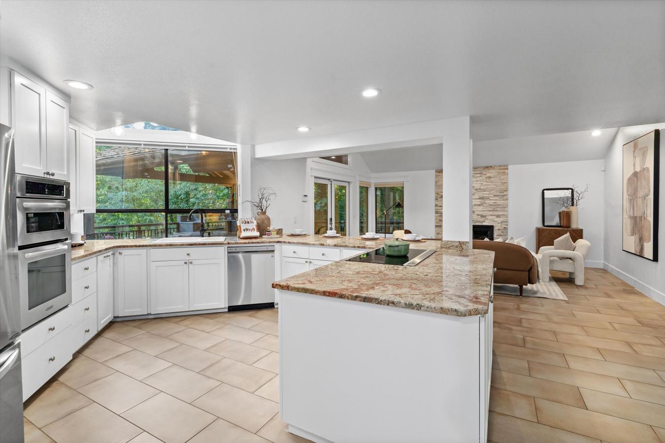 Bellevue, King, 98004, United States, 5 Bedrooms Bedrooms, ,3 BathroomsBathrooms,Residential,For Sale,1914499