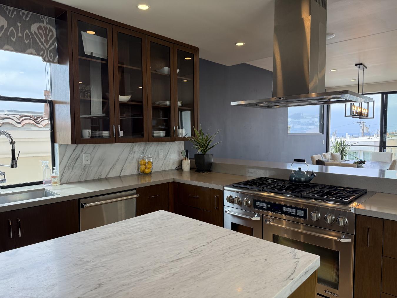 Manhattan Beach, California, 90266, United States, 3 Bedrooms Bedrooms, ,3 BathroomsBathrooms,Residential,For Sale,1914498