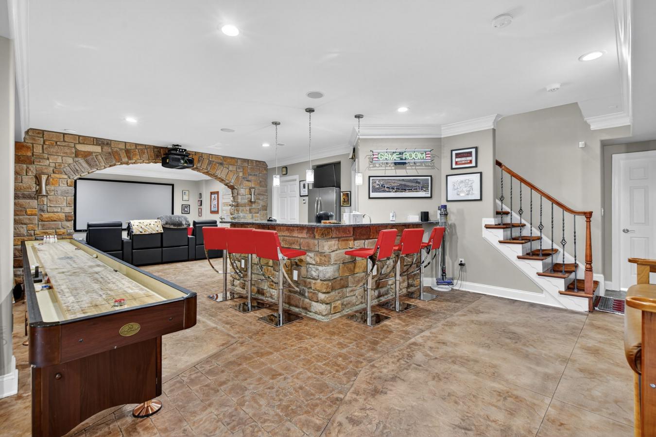 Warrenton, FauquieR, 20186, United States, 5 Bedrooms Bedrooms, ,6 BathroomsBathrooms,Residential,For Sale,1922606