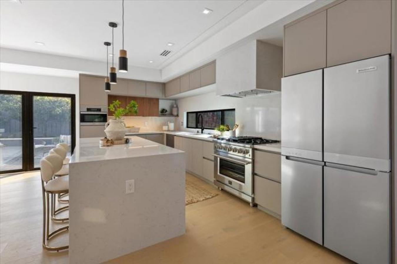 San Jose, Santa Clara, 95148, United States, 5 Bedrooms Bedrooms, ,3 BathroomsBathrooms,Residential,For Sale,1914495