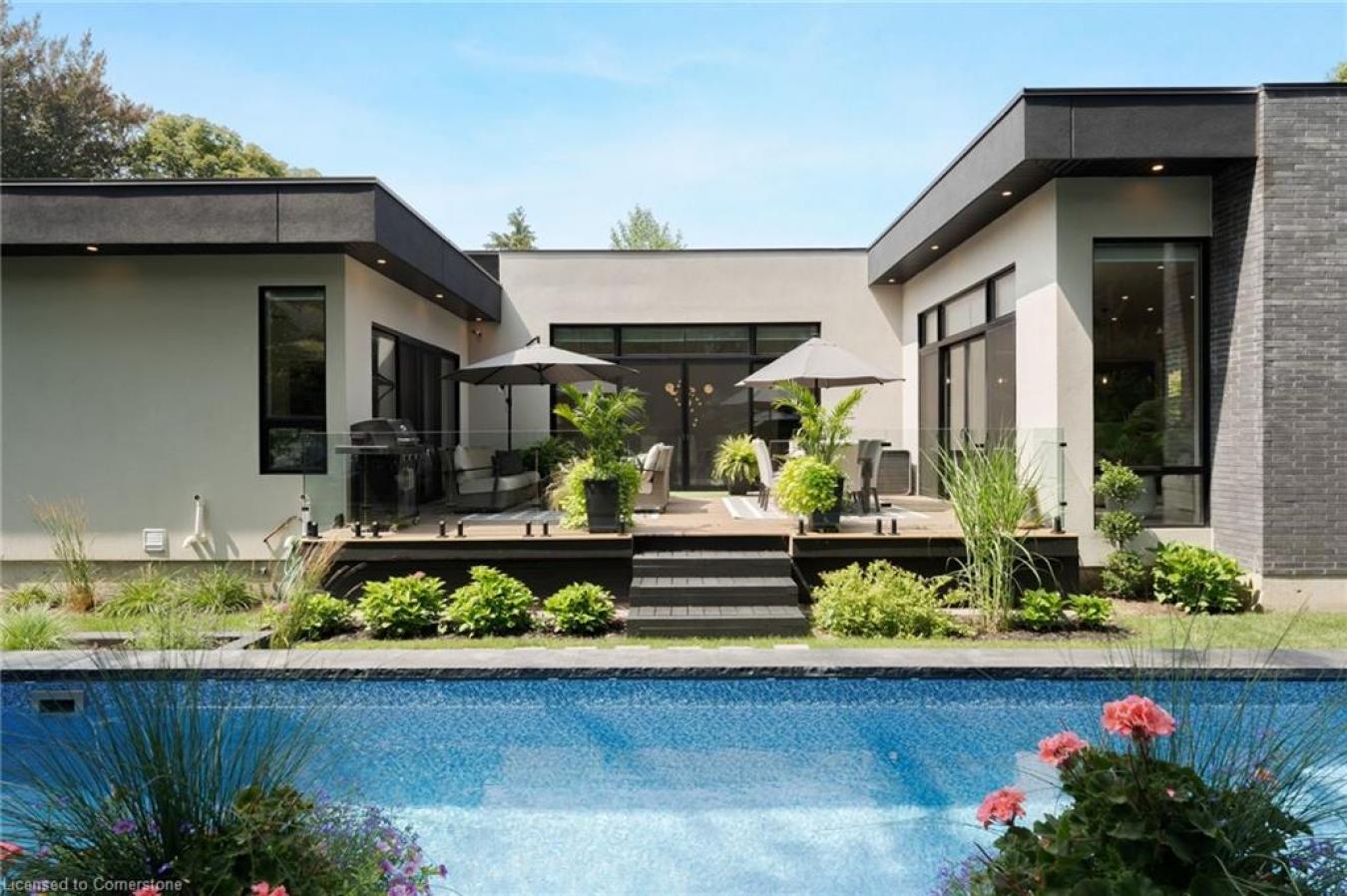 Ancaster, Hamilton, L9G 3E9, Canada, 5 Bedrooms Bedrooms, ,6 BathroomsBathrooms,Residential,For Sale,1914875