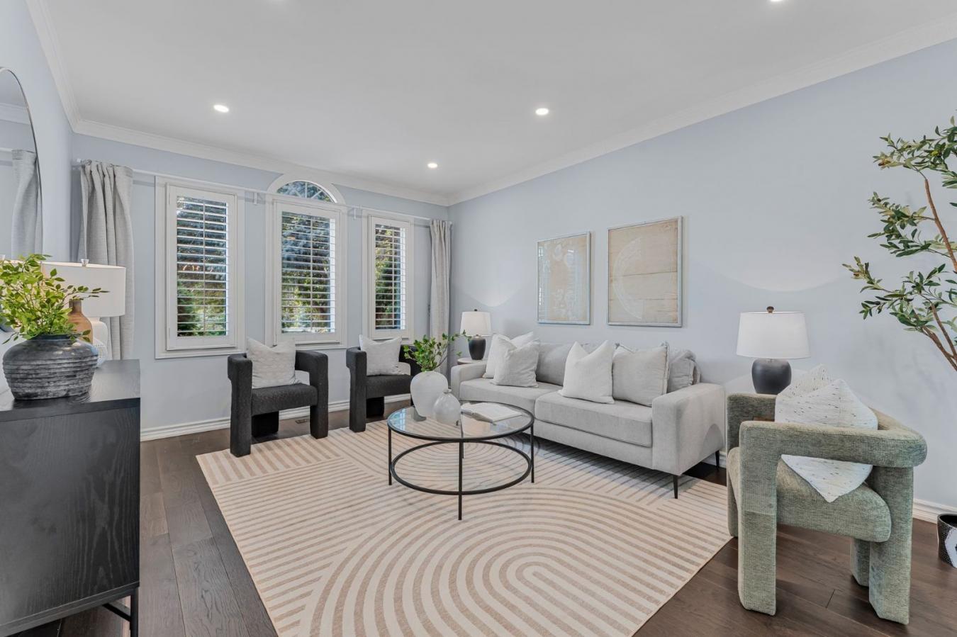 Oakville, Oakville, L6J 7M5, Canada, 4 Bedrooms Bedrooms, ,3 BathroomsBathrooms,Residential,For Sale,1914713