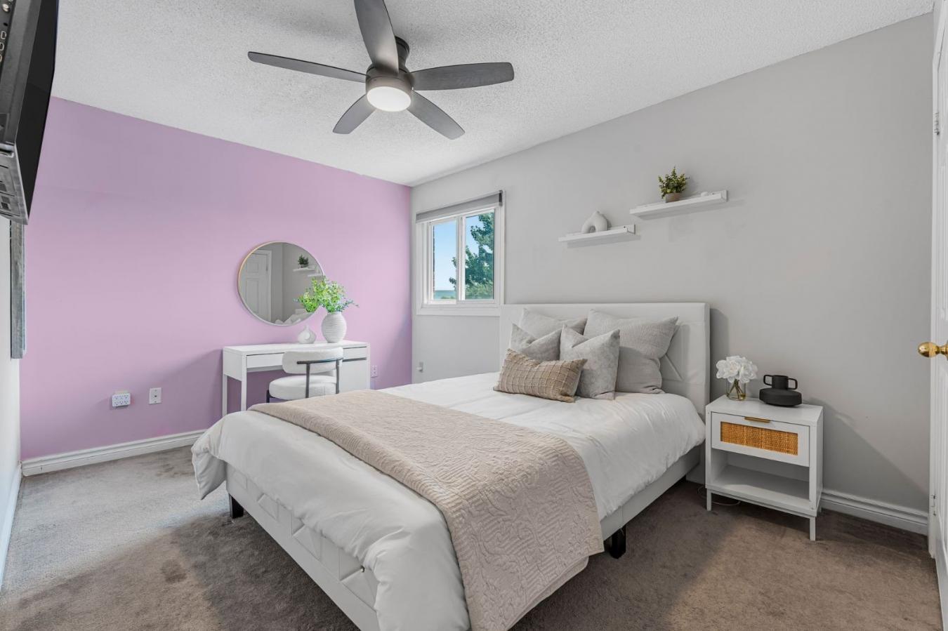 Oakville, Oakville, L6J 7M5, Canada, 4 Bedrooms Bedrooms, ,3 BathroomsBathrooms,Residential,For Sale,1914713