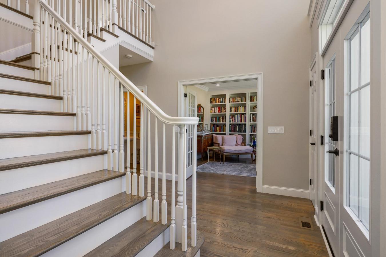 Portsmouth, New Hampshire, 03801, United States, 5 Bedrooms Bedrooms, ,5 BathroomsBathrooms,Residential,For Sale,1914712