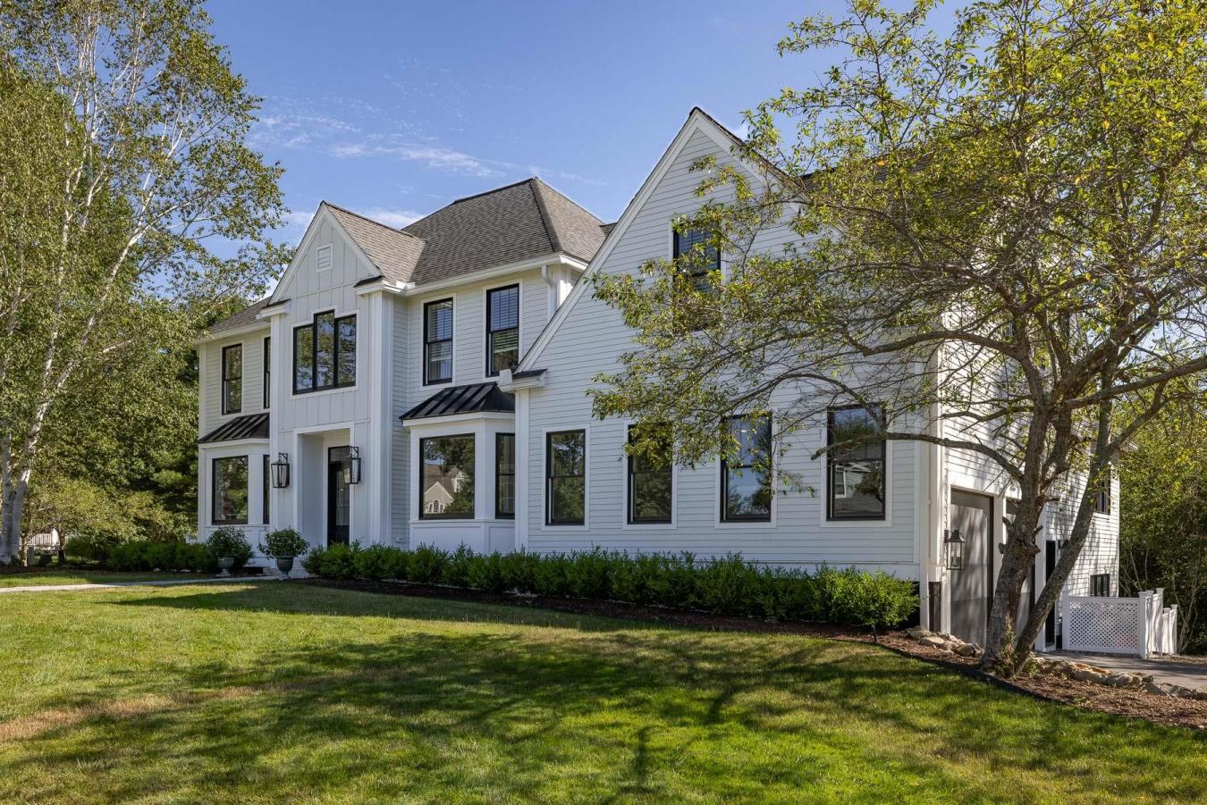Portsmouth, New Hampshire, 03801, United States, 5 Bedrooms Bedrooms, ,5 BathroomsBathrooms,Residential,For Sale,1914712