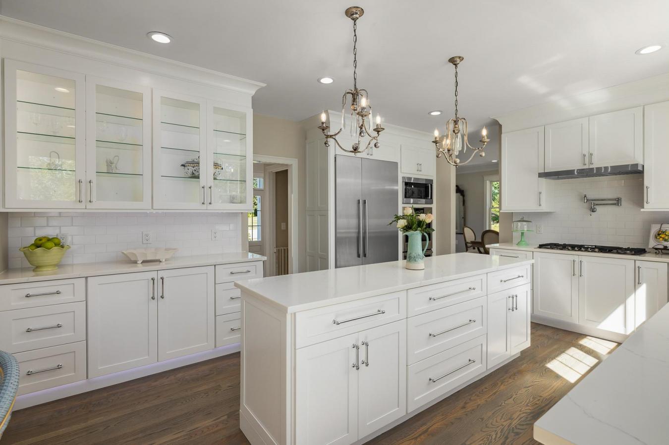 Portsmouth, New Hampshire, 03801, United States, 5 Bedrooms Bedrooms, ,5 BathroomsBathrooms,Residential,For Sale,1914712