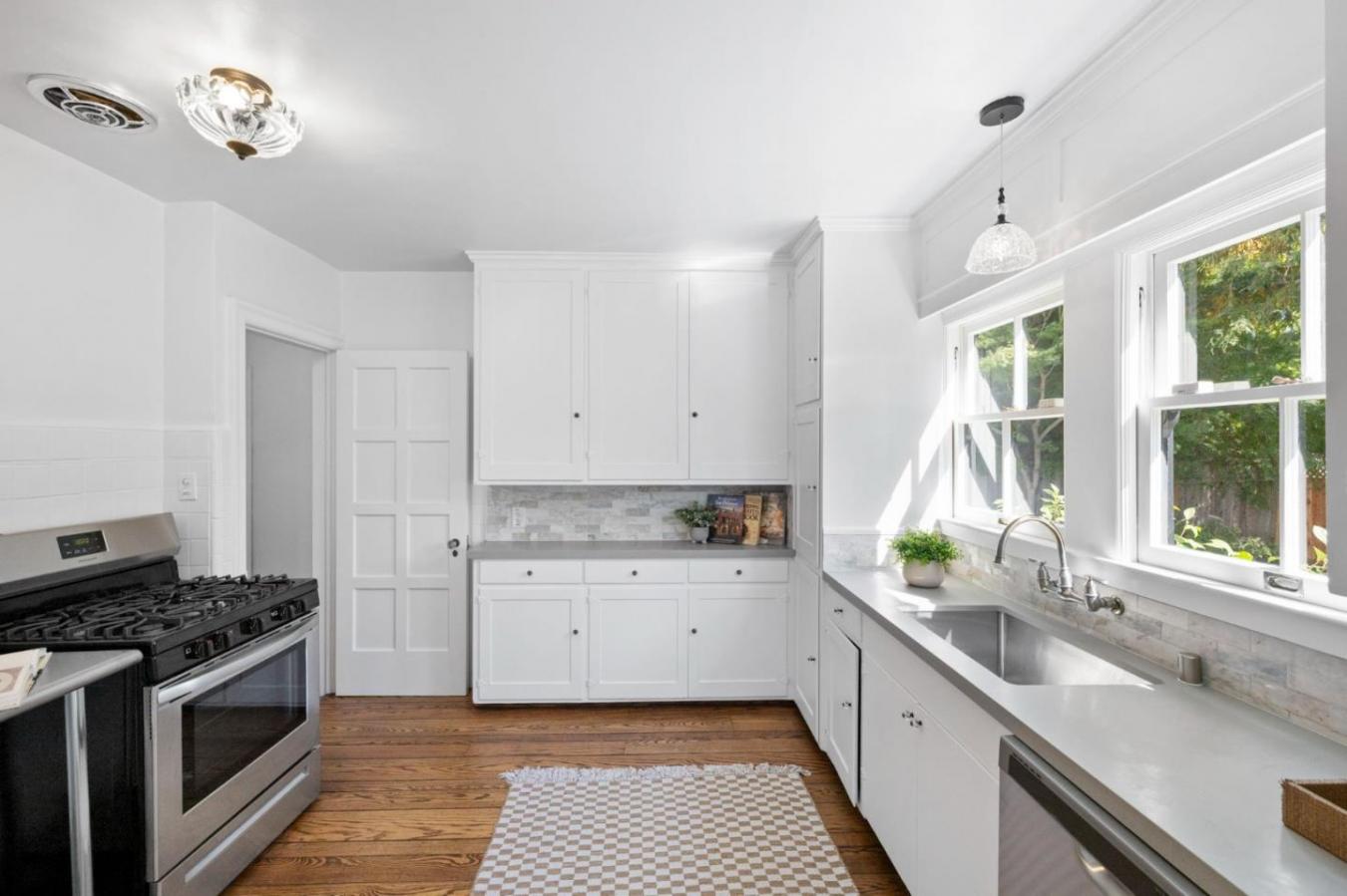 Redwood City, San Mateo, 94062, United States, 4 Bedrooms Bedrooms, ,3 BathroomsBathrooms,Residential,For Sale,1914711