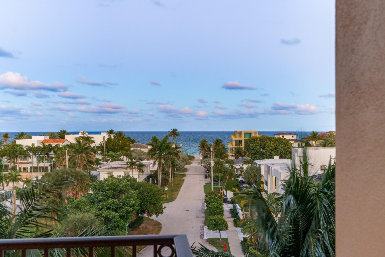 Fort Lauderdale, USA, 33305, United States, 3 Bedrooms Bedrooms, ,3 BathroomsBathrooms,Residential,For Sale,1914496