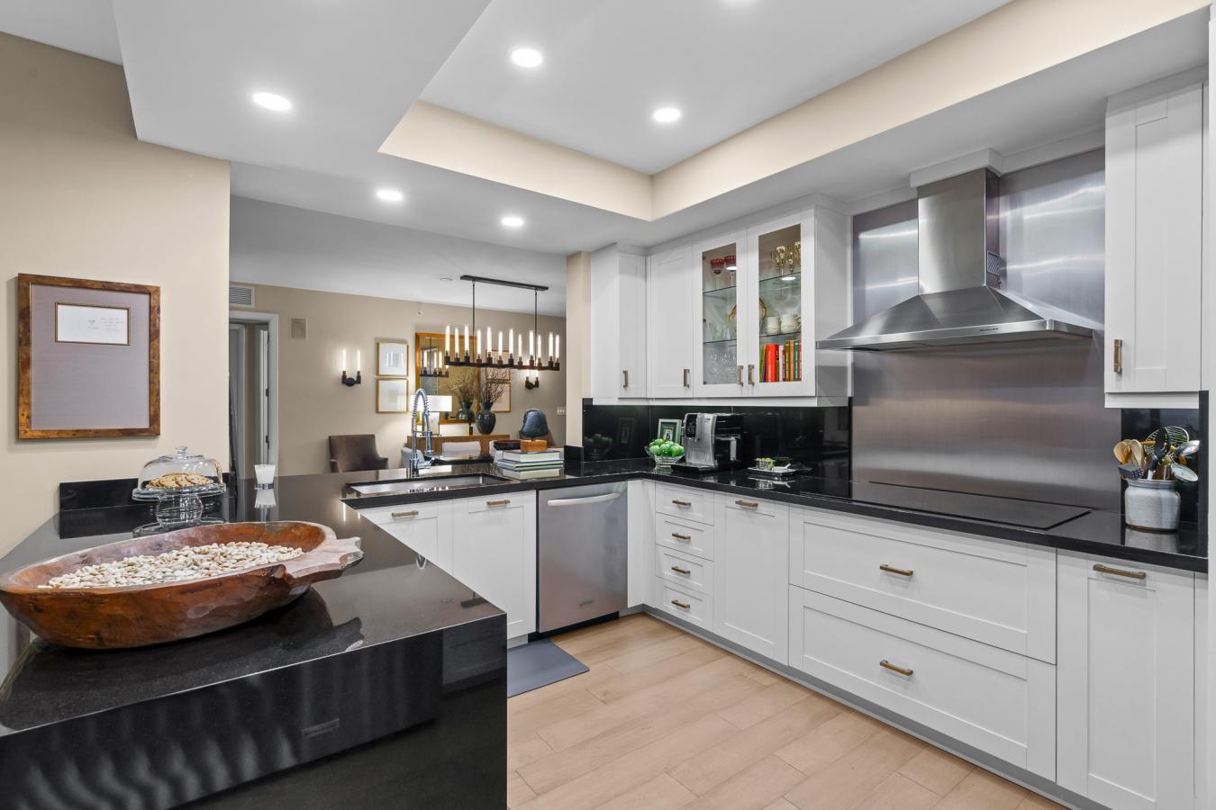 Fort Lauderdale, USA, 33305, United States, 3 Bedrooms Bedrooms, ,3 BathroomsBathrooms,Residential,For Sale,1914496