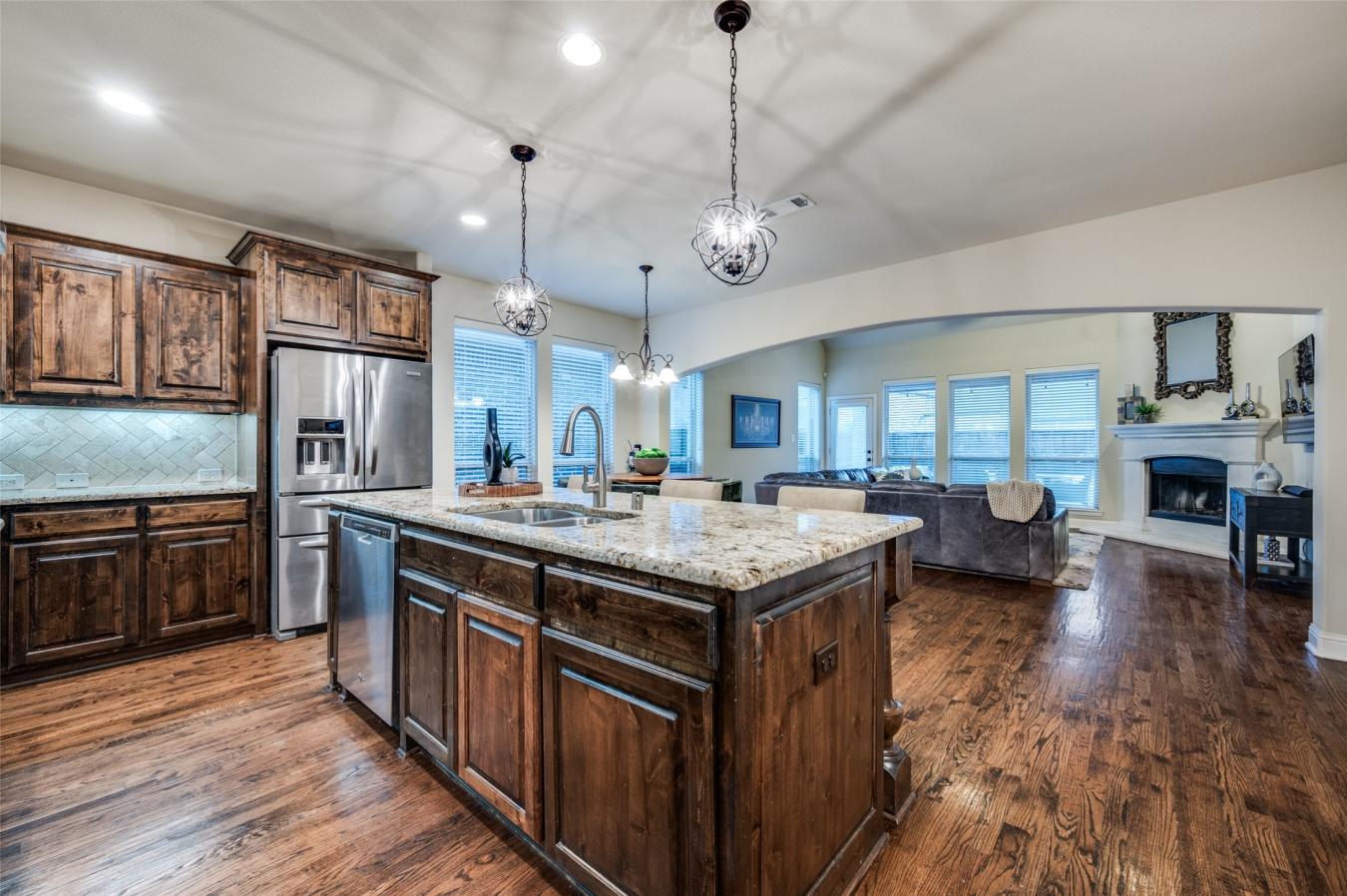 The Colony, Denton, 75056, United States, 4 Bedrooms Bedrooms, ,3 BathroomsBathrooms,Residential,For Sale,1929356