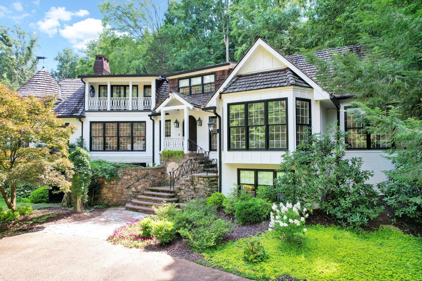 Cleveland, Bradley, 37312, United States, 4 Bedrooms Bedrooms, ,6 BathroomsBathrooms,Residential,For Sale,1914494