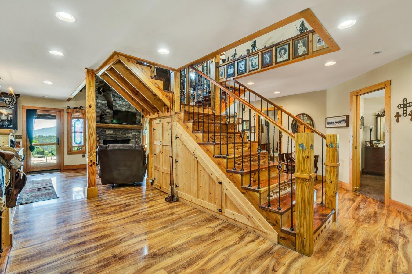 Reliance, Tennessee, 37369, United States, 5 Bedrooms Bedrooms, ,3 BathroomsBathrooms,Residential,For Sale,1914493