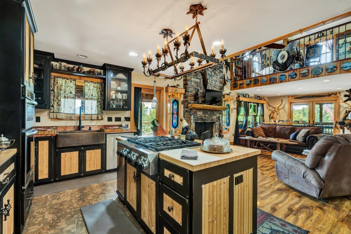 Reliance, Tennessee, 37369, United States, 5 Bedrooms Bedrooms, ,3 BathroomsBathrooms,Residential,For Sale,1914493