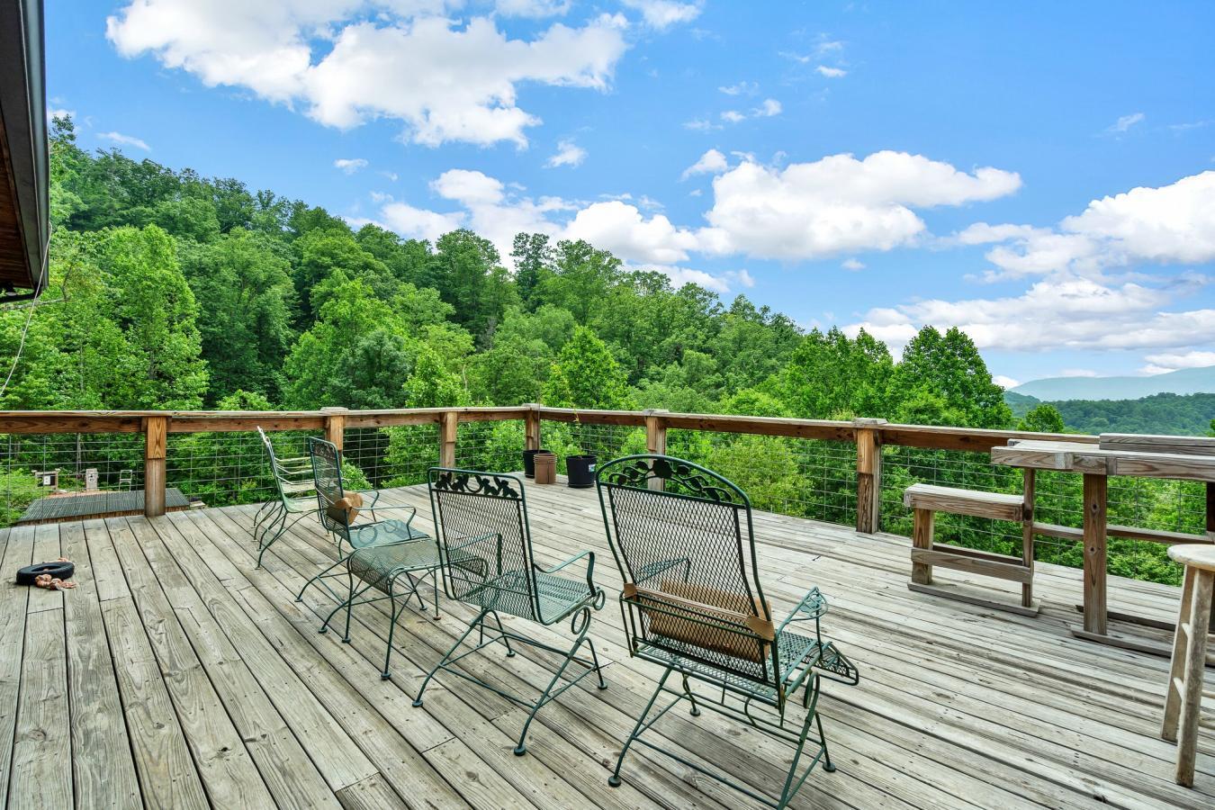 Reliance, Tennessee, 37369, United States, 5 Bedrooms Bedrooms, ,3 BathroomsBathrooms,Residential,For Sale,1914493